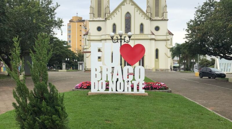 Prefeitura Instala Letreiro Em Homenagem A Braço Do Norte Município De Braço Do Norte 6321